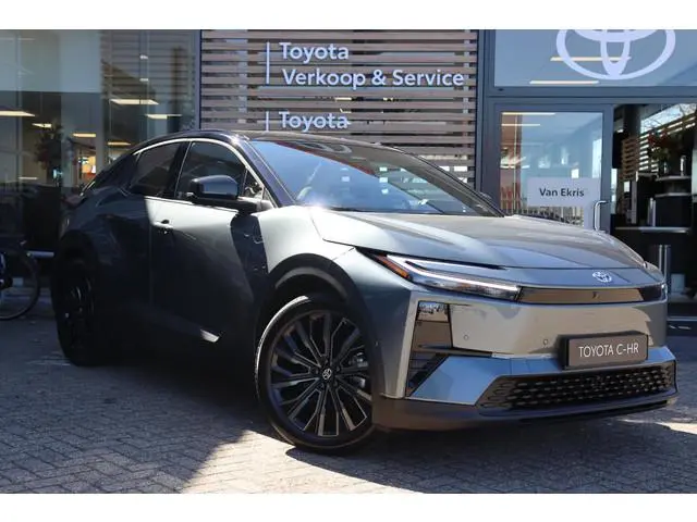 Toyota CHR +