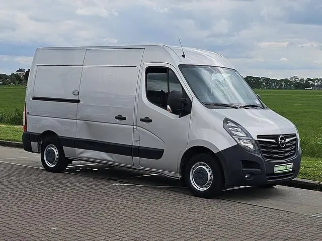 Opel Movano
