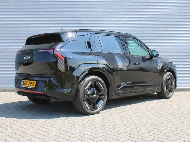 Kia EV3 GT-PlusLine 81.4 kWh | Stuur-/stoelverwarming + ventilatie | Camera rondom | Schuifdak | Lee...