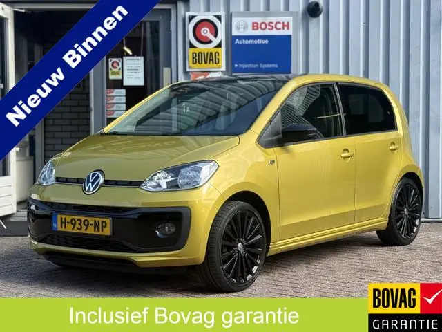 Volkswagen Up! 1.0 R-Line | UNIEKE AUTO | ORIG NL. | CAMERA | CRUISE | DAB | PDC |