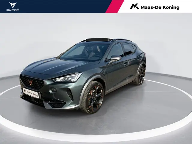 CUPRA Formentor 1.4e-Hybrid 180kW/245PK VZ · Panoramadak · Trekhaak · Camera · Apple/Android Car Pla...