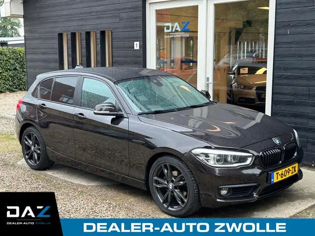 BMW 1-serie 118i High Executive Aut/Ecc/Navi/Lm