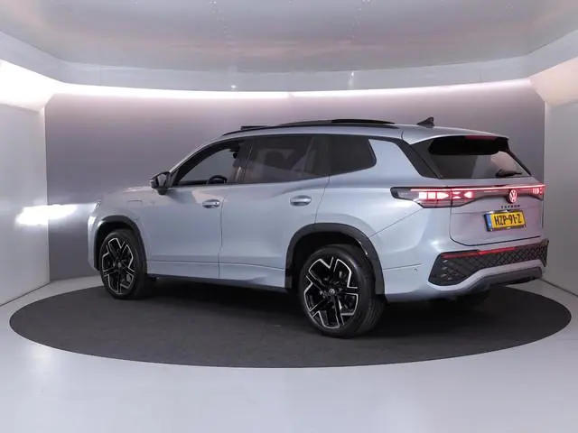 Volkswagen Tayron 1.5 eHybrid R-Line Edition 204 pk Automaat (DSG) | Verlengde garantie | Navigatie...