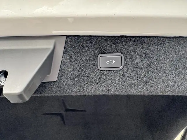 Polestar 4