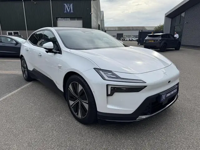 Polestar 4