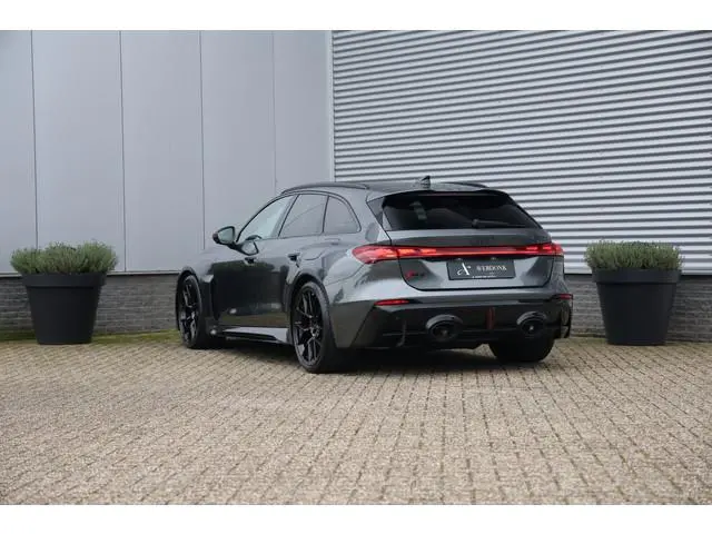 Audi RS5 Avant e-hybrid Quattro 639pk Sportuitlaat|HUD|Tech Pro|Alcantara