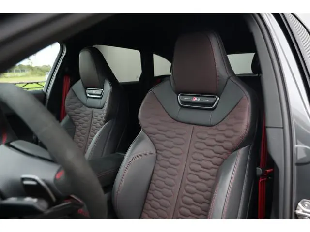 Audi RS5 Avant e-hybrid Quattro 639pk Sportuitlaat|HUD|Tech Pro|Alcantara