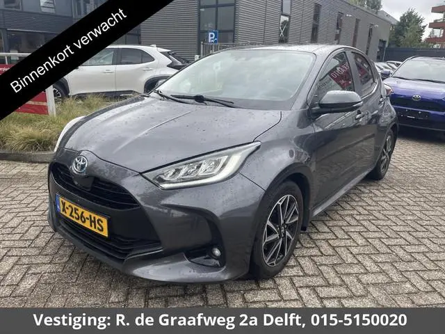 Toyota Yaris 1.5 Hybrid Dynamic | Apple Carplay & AndroidAUTO | Stoelverwarming | Camera