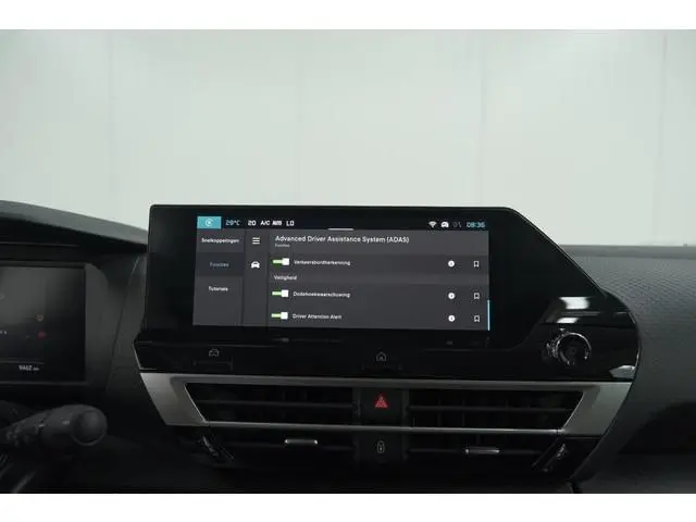 Citroën C4 X