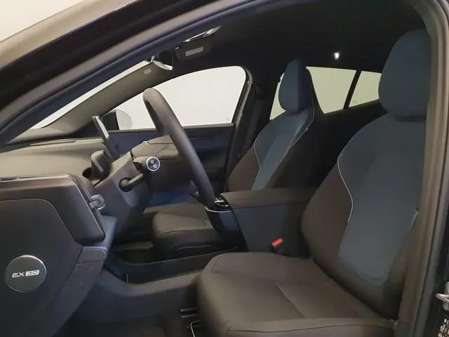 Volvo EX30