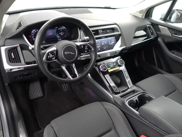 Jaguar I-PACE EV320 HSE 90 kWh Aut- SOH 91%, Glazendak, Stuurverwarming, 360 Camera, Meridian Audio,...