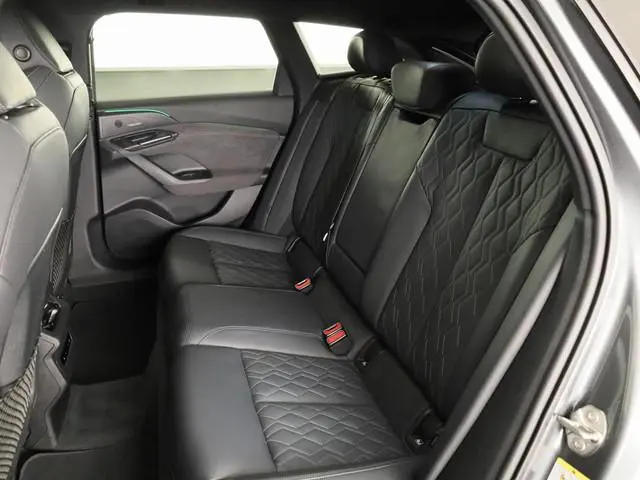 Audi S6 Avant e-tron