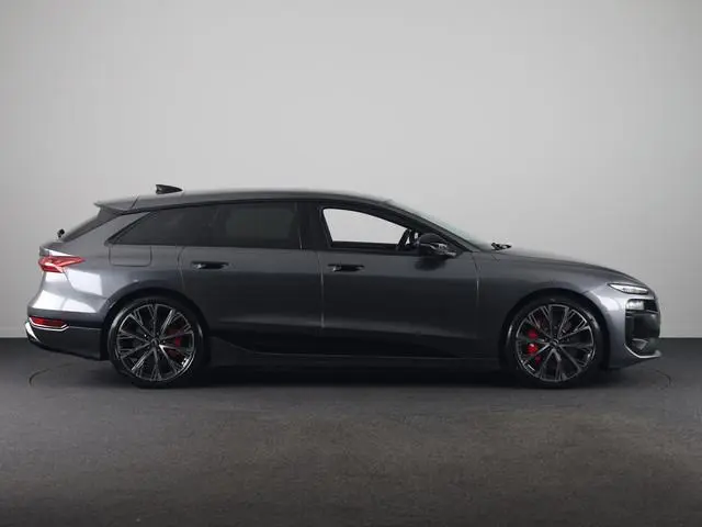Audi S6 Avant e-tron