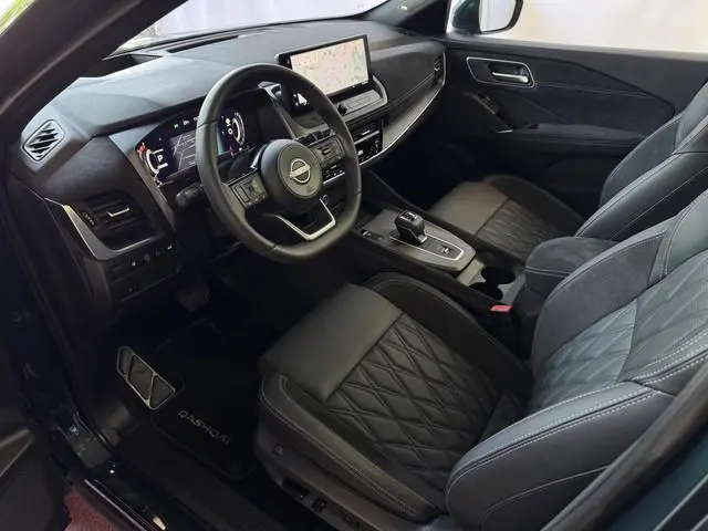 Nissan Qashqai 1.3 MHEV 160PK TEKNA PLUS BOSE  20''LMV  LEER ALCANTARA PANO MASSAGE BOSE STOEL/STUUR...
