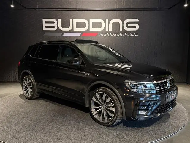 Volkswagen Tiguan Allspace 2.0 TSI 4Motion Highline R 7p. | Virt Cockpit | Adap Cruise | Pano