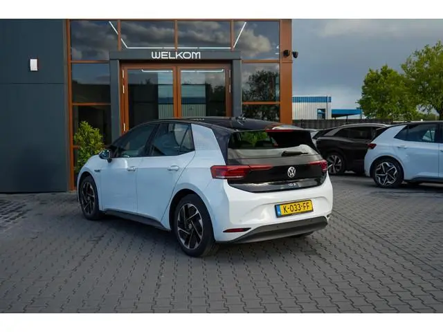 Volkswagen ID.3 First 58 kWh | 90,69% SOH | Steunhaak | Led | Adap. Cruise