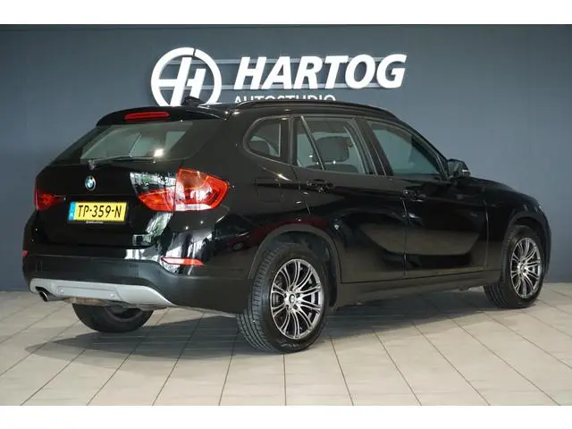 BMW X1 sDrive18i 150PK + AFN. TREKHAAK / STOELVERWARMING