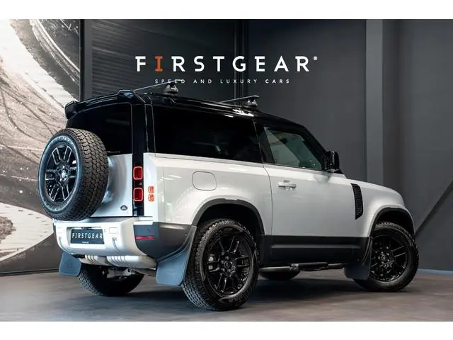 Land Rover Defender 90 3.0 D250 90 X-Dynamic SE *Meridian / HUD / Memory / Keyless / Surround-view /...