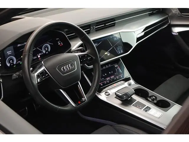 Audi A6 Avant 50 TFSIe 299pk quattro S edition B&O Panoramadak Trekhaak 360Camera Keyless Matrix ACC...