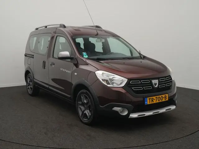 Dacia Dokker TCe 115 Stepway - RIJKLAARPRIJS - Achteruitrijcamera - Cruise Control - Stoelverwarming...