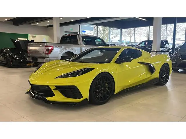 Corvette C8