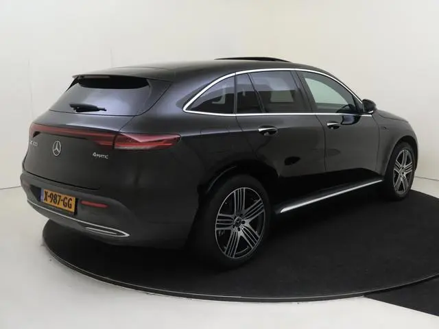 Mercedes-Benz EQC 400 4MATIC Luxury Line 80 kWh /Schuifdak /20 Inch /Keyless go /CarPlay /Distronic...