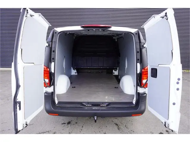 Mercedes-Benz Vito 114 CDI 136pk Automaat Lang L2 Trekhaak Apple Carplay Camera Navi Stoelverwarming...