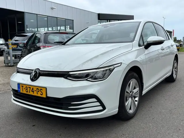 Volkswagen Golf BWJ 2023 1.0 111 PK  TSI Life FULL LED | CAMRA | STOELVERW. | STUURVERW. |  KEYLESS...