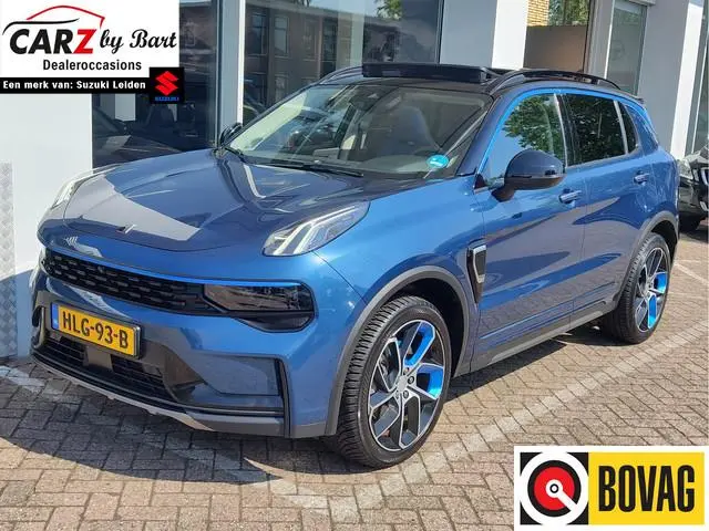 Lynk & Co 01