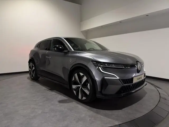Renault Megane E-Tech EV40 Boost Charge Equilibre | Airco | LED koplampen | apple carplay | ACC