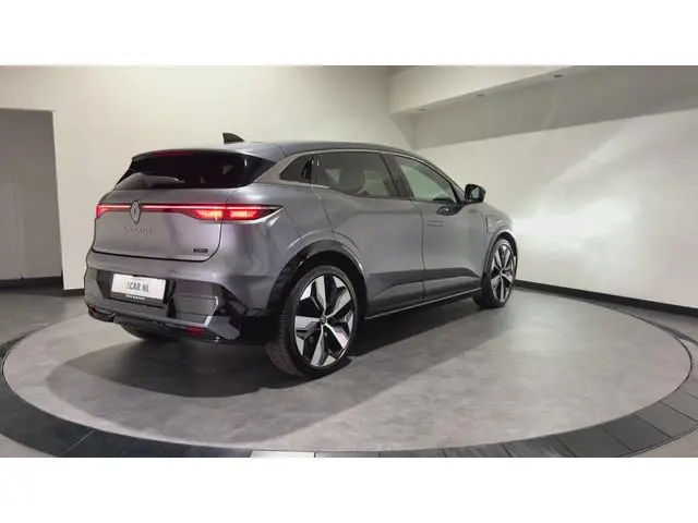 Renault Megane E-Tech EV40 Boost Charge Equilibre | Airco | LED koplampen | apple carplay | ACC