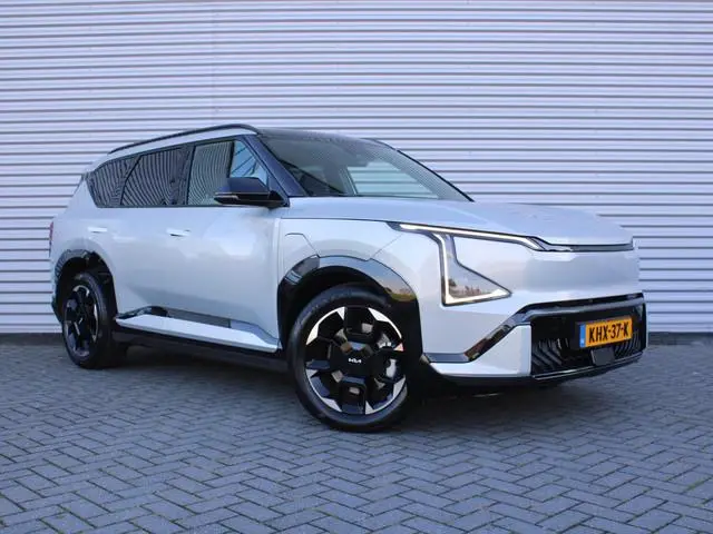 Kia EV5 GT-Line Business Edition 81.4 kWh | Trekhaak | Stuur-/stoelverwarming v+a | Schuifdak | Leer...