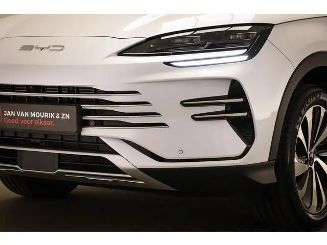 BYD SEAL U