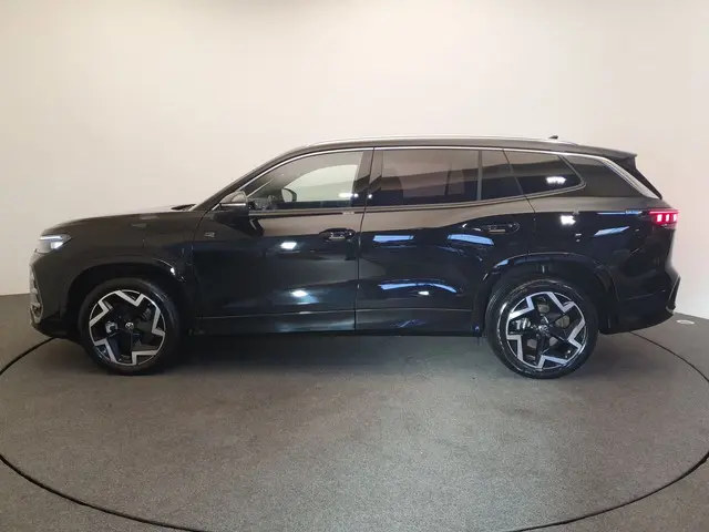 Volkswagen Tayron 1.5 eHybrid 204pk DSG/AUT R-Line Wegklapbare trekhaak, 360 camera