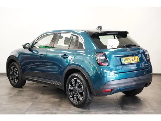 Fiat 600 1.2 Hybrid Urban Stoelverw Navi Carplay PDC 24 Maanden garantie* (Vraag naar de voorwaarden...