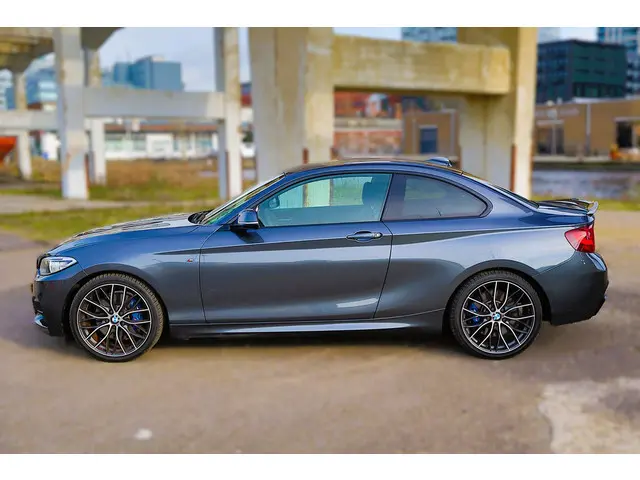 BMW 2-serie Coupé M235i Executive 380PK Harman/Kardon Navi Andriod