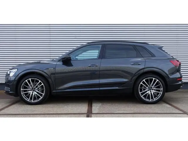 Audi E-tron Business Edition Plus S 50 Quattro I SOH 94% I 100% dealer I Pano I Trkhk I