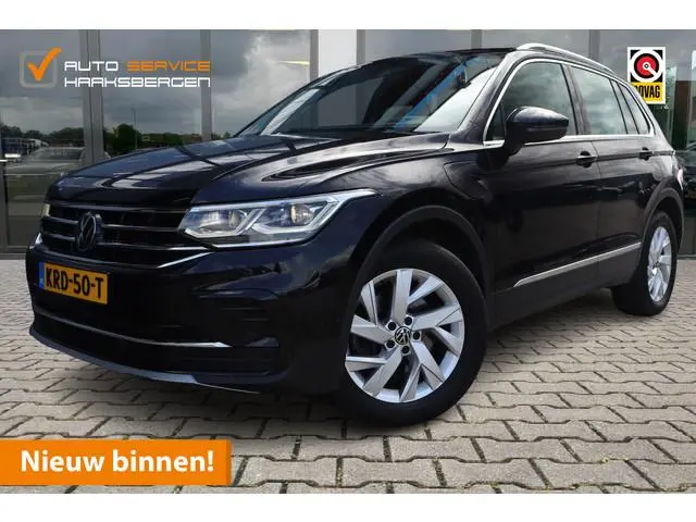 Volkswagen Tiguan 1.4 TSI eHybrid Elegance | Trekhaak | ACC | 18 Inch |