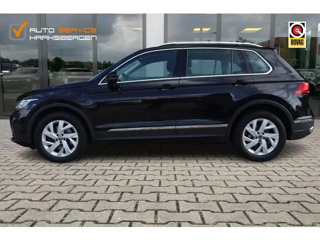 Volkswagen Tiguan 1.4 TSI eHybrid Elegance | Trekhaak | ACC | 18 Inch |
