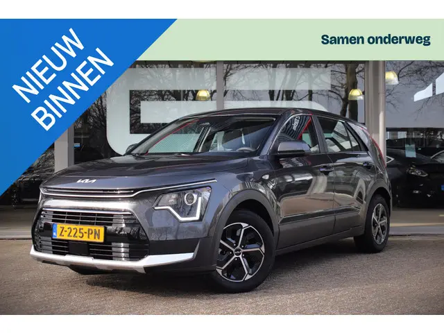 Kia Niro 1.6 GDi Hybrid ComfortLine met ACC|CAM|NAV|LMV