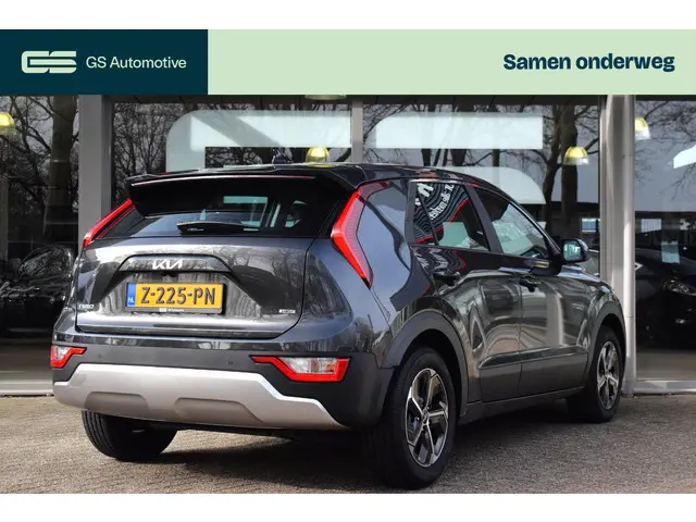 Kia Niro 1.6 GDi Hybrid ComfortLine met ACC|CAM|NAV|LMV