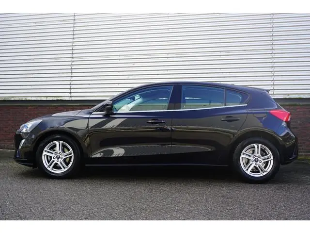 Ford Focus 1.0 EcoBoost Edition Business/1 Eigenaar/Camera/ All-Seasonbanden.