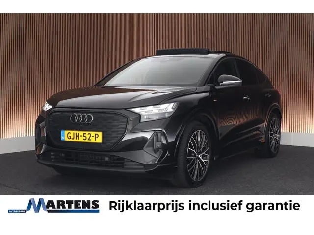 Audi Q4 Sportback e-tron 45 286pk quattro S Edition 82 kWh Camera Panoramadak Stoelverwarming Naviga...