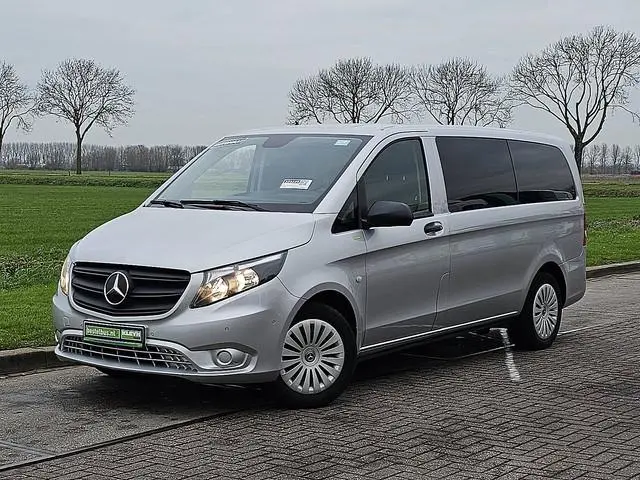 MERCEDES-BENZ VITO 114 CDI TOURER 2x airco 9-persoons!
