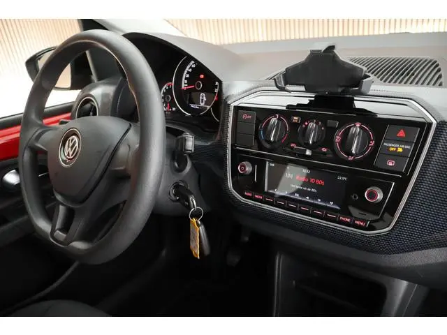 Volkswagen Up! 1.0 BMT move up! Airco DAB