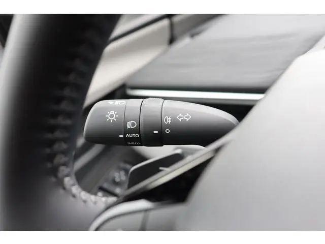 Toyota CHR +