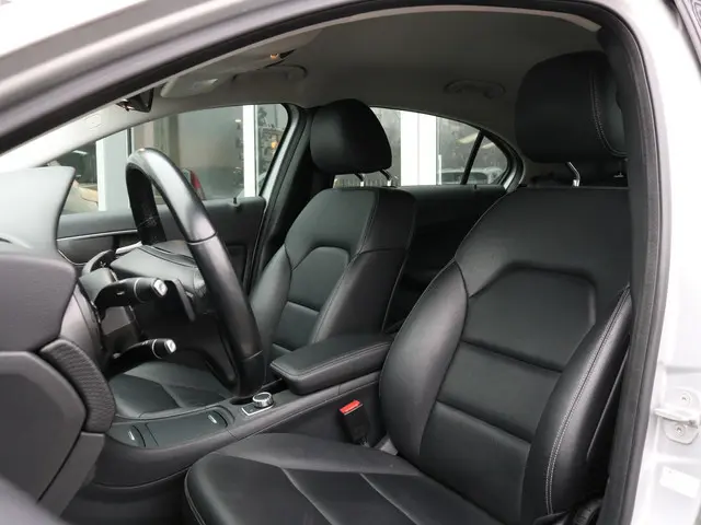 Mercedes-Benz A-klasse 180 Ambition