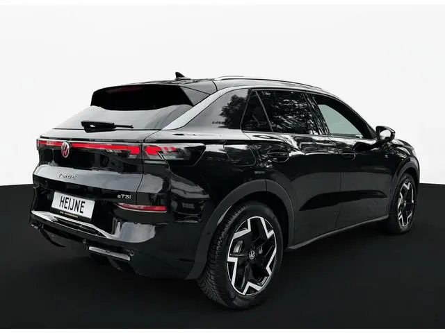Volkswagen T-Roc 1.5 eTSI 150PK DSG R-LINE SPORT CAMERA/CARPLAY/IQ-LIGHT