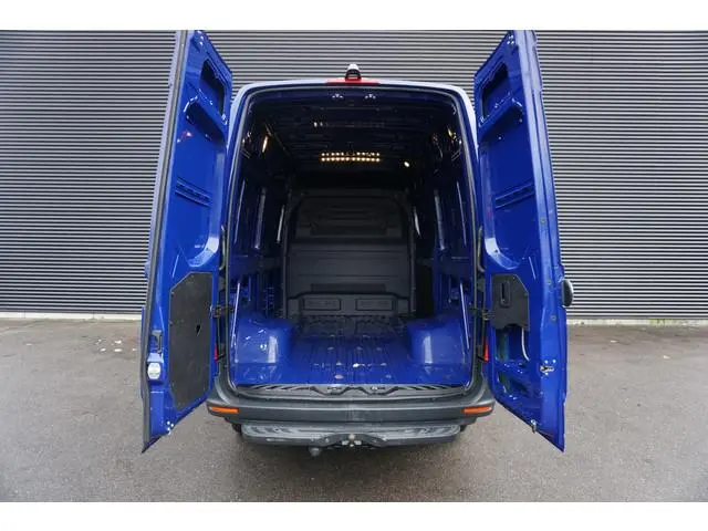 Mercedes-Benz Sprinter 516 160pk Automaat 3500kg L2H2 Dubbellucht Trekhaak Apple Carplay Camera