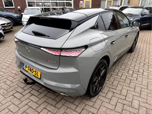DS DS 4